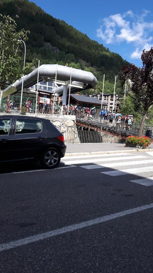 Comfortable Studio With Mountain View In Arinsal 40 M² + Ski Storage Eksteriør bilde