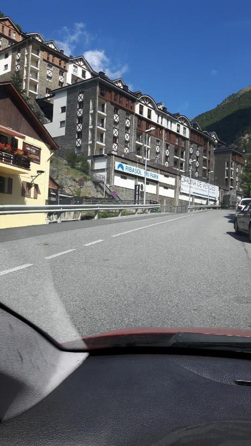 Comfortable Studio With Mountain View In Arinsal 40 M² + Ski Storage Eksteriør bilde